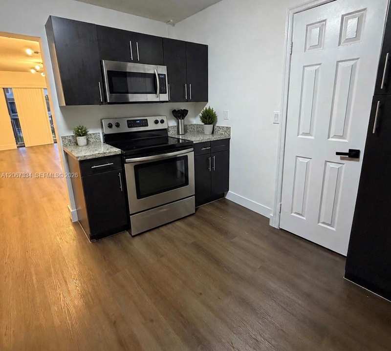 9902 Hammocks Blvd # 60, Miami FL 33196