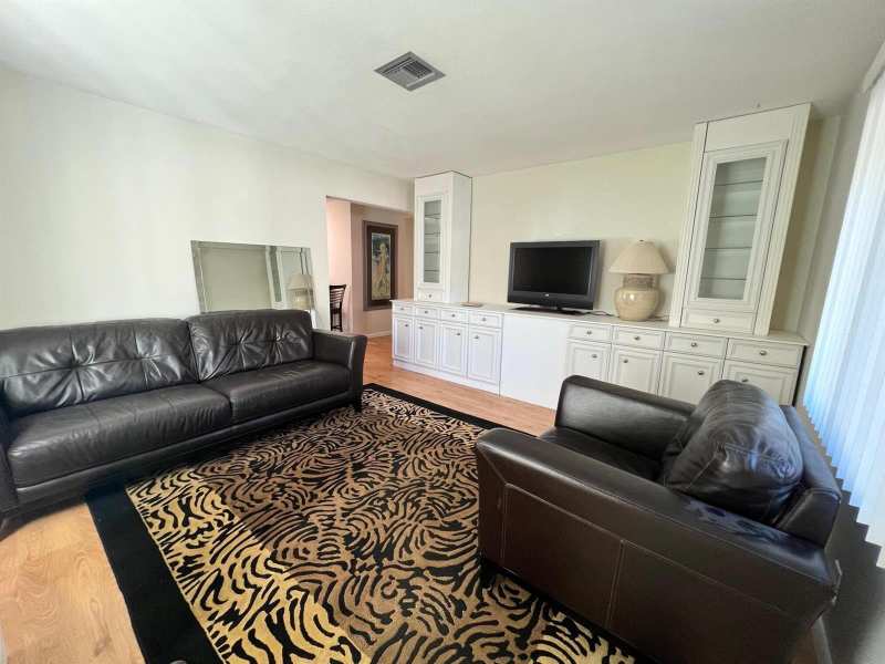 502 W Branch Street, Lantana FL 33462