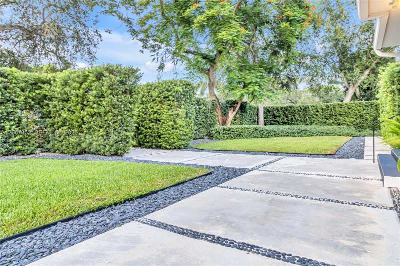 460 NE 50th Ter, Miami FL 33137