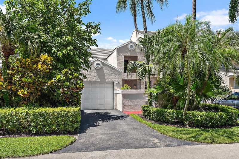 227 N Lakeshore Drive, Hypoluxo FL 33462