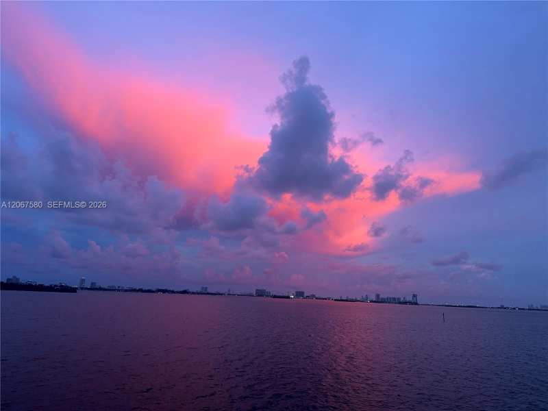 11111 Biscayne Blvd # 2B, Miami FL 33181