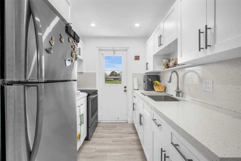 6550 Royal Palm Blvd # 108A, Margate FL 33063