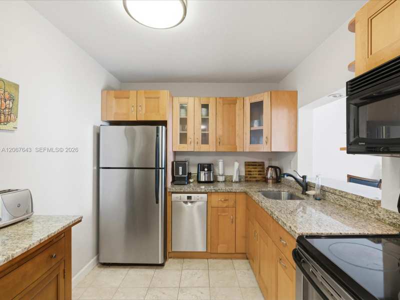 3588 Collins Ave # 504, Miami Beach FL 33140