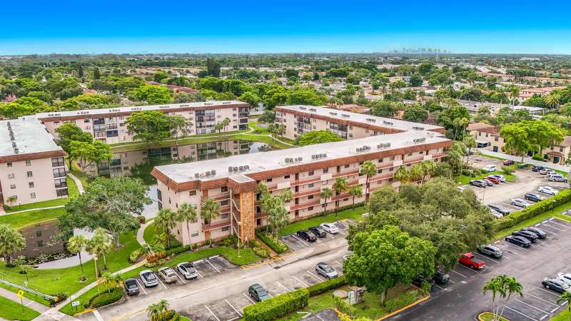 4970 E Sabal Palm Boulevard # 412, Tamarac FL 33319