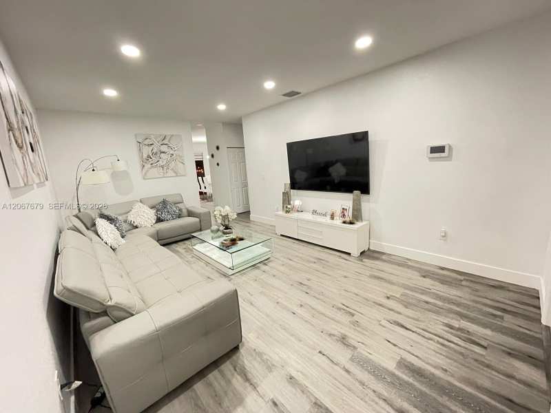 17430 SW 153rd Ave, Miami FL 33187