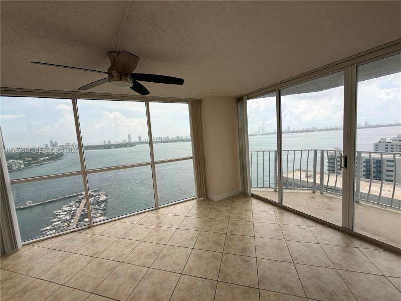 7601 E Treasure Dr # 2007, North Bay Village FL 33141
