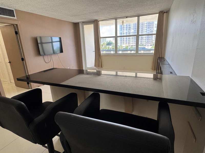 305 N POMPANO BEACH Boulevard # 307, Pompano Beach FL 33062