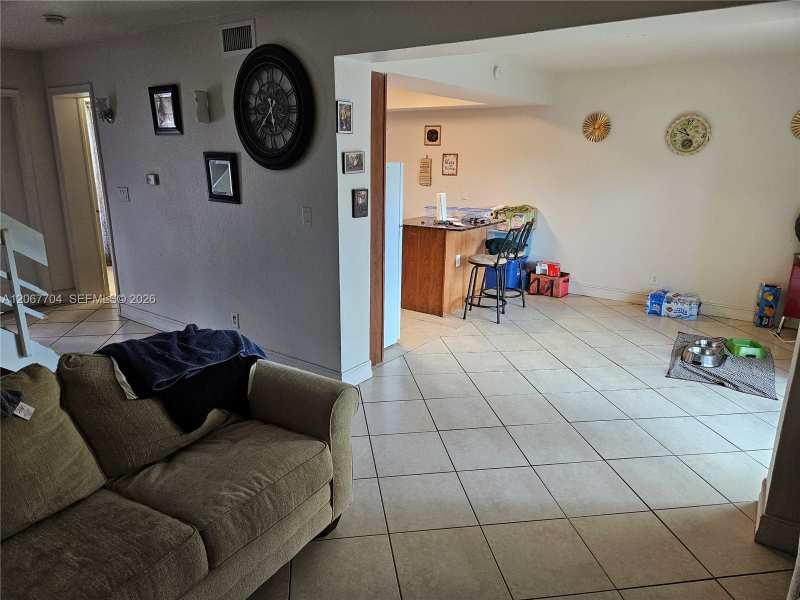 517 SW 1st Ct, Boynton Beach FL 33435