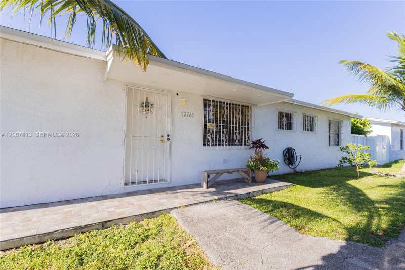 12761 SW 256th St, Homestead FL 33032