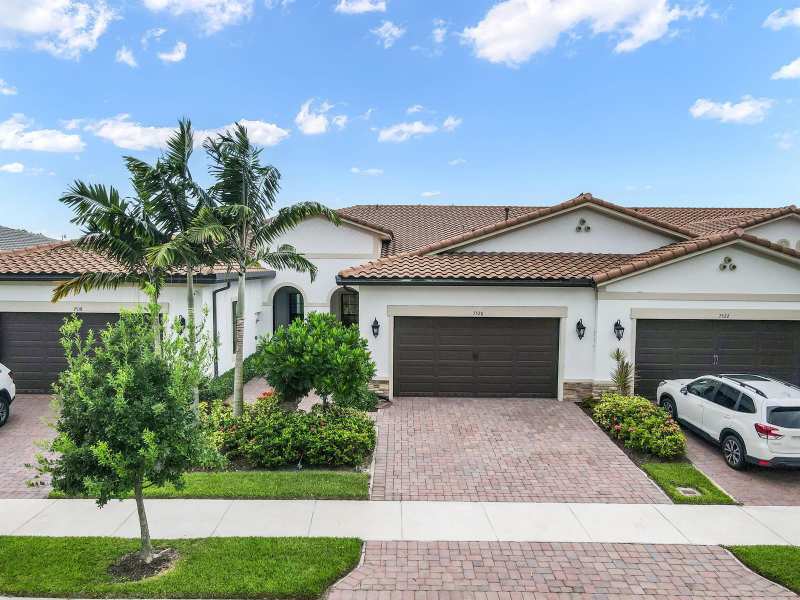 7520 N BLUE SPRING Drive, Parkland FL 33067
