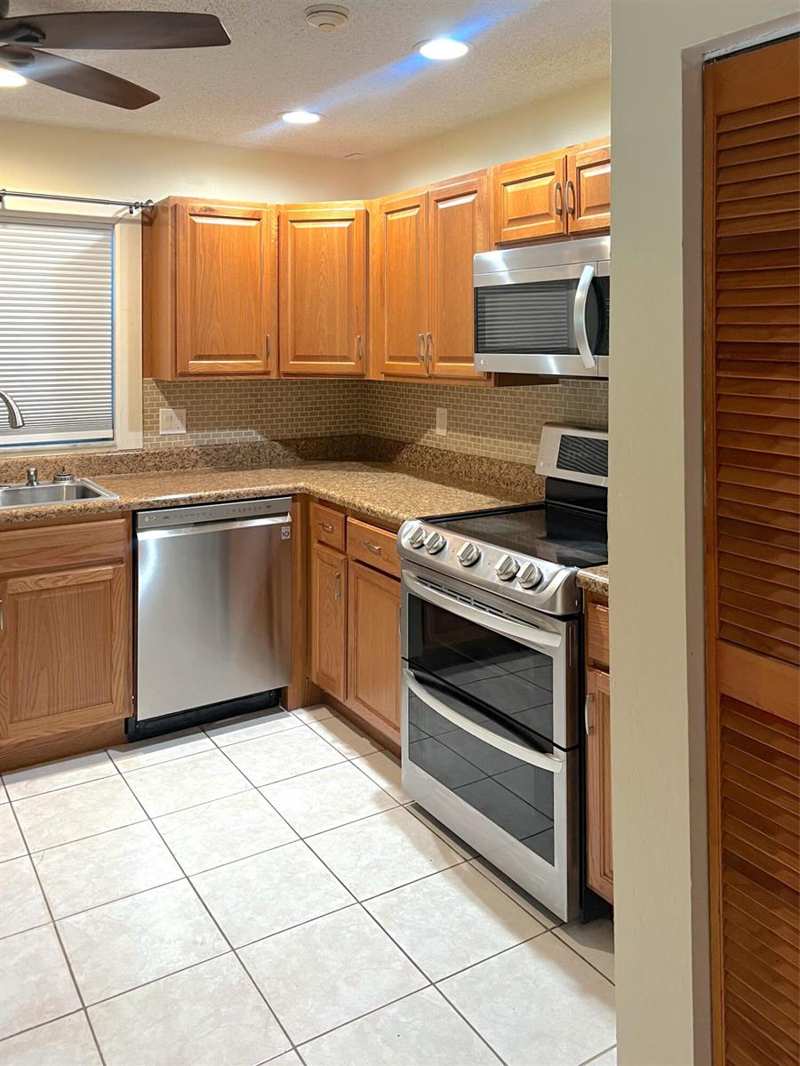 3692 NW 95TH Terrace # 7M, Sunrise FL 33351