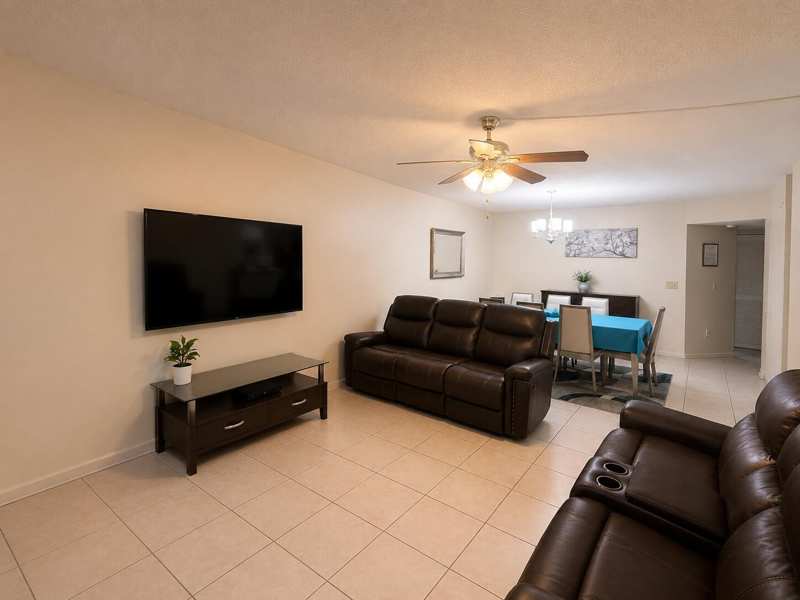 9601 RIVERSIDE Drive # A5, Coral Springs FL 33071