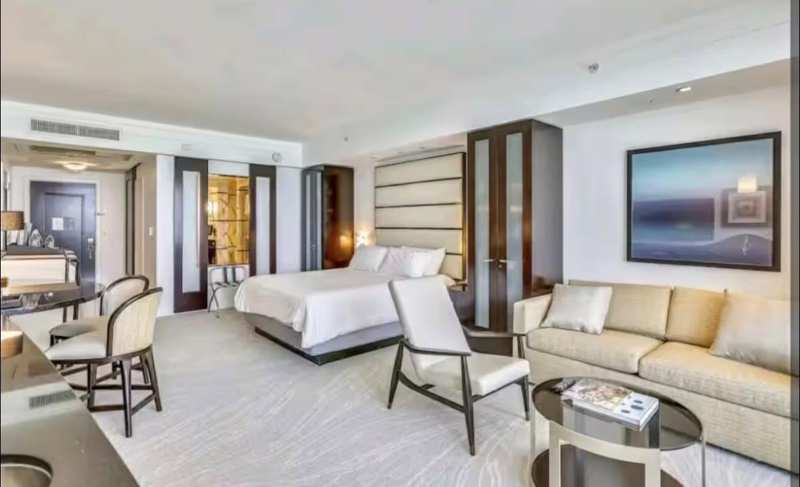4391 Collins Avenue # 1913, Miami Beach FL 33140