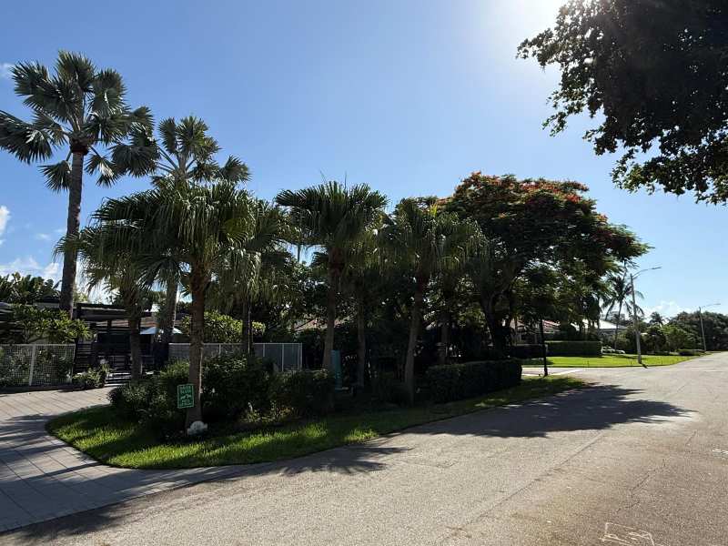 716 Middle River Drive, Fort Lauderdale FL 33304