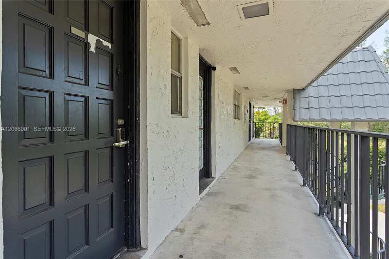 3360 Spanish Moss Ter # 412, Lauderhill FL 33319