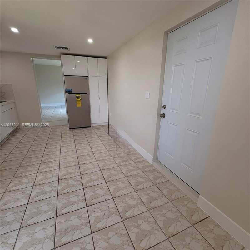 5005 SW 111th Ave # 1, Miami FL 33165