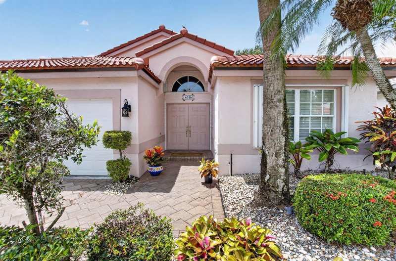6746 Sun River Road, Boynton Beach FL 33437