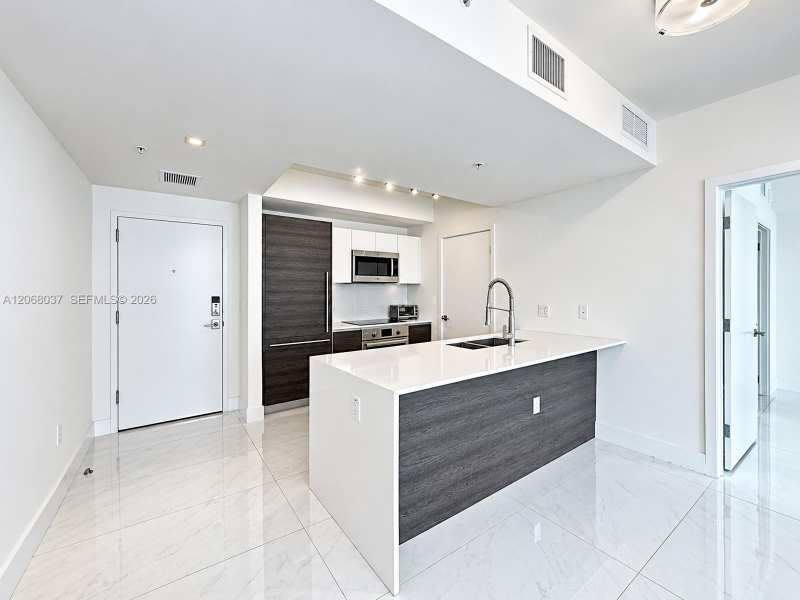 301 Altara Ave # 609, Coral Gables FL 33146