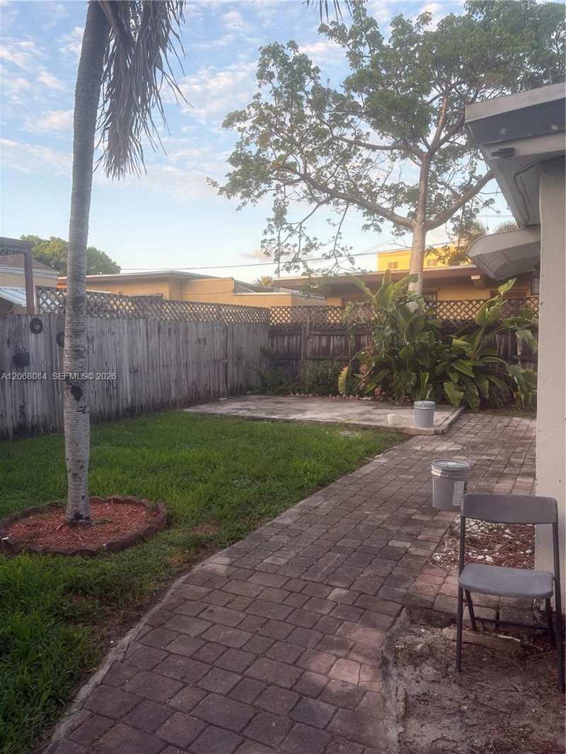 1806 Funston St Rear, Hollywood FL 33020