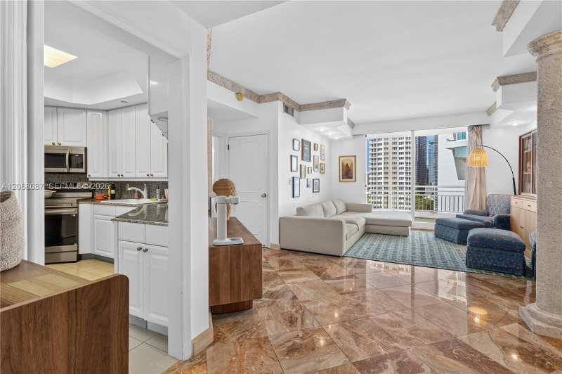 888 Brickell Key Dr # 1600, Miami FL 33131