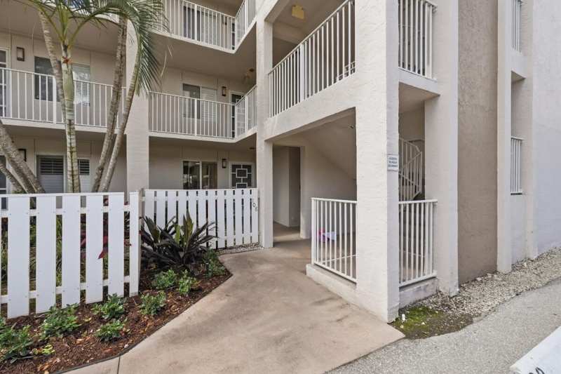 6112 HUNTWICK Terrace # 108, Delray Beach FL 33484
