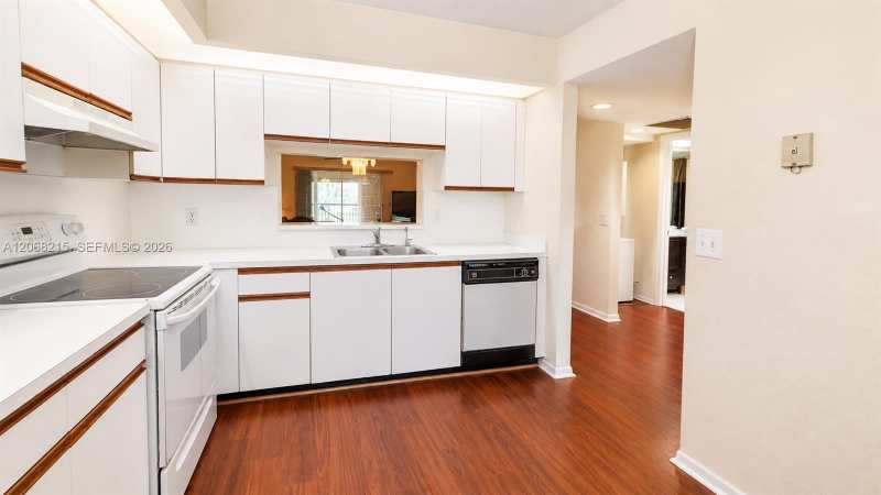 700 SW 128th Ave # 209C, Pembroke Pines FL 33027