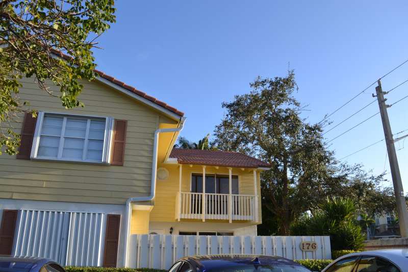 176 Seabreeze Circle, Jupiter FL 33477