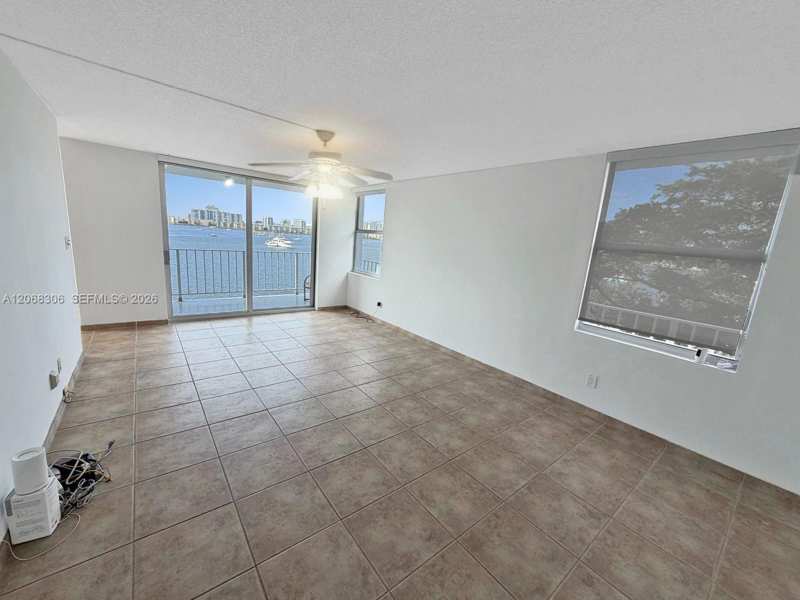 16546 NE 26th Ave # 4B, North Miami Beach FL 33160