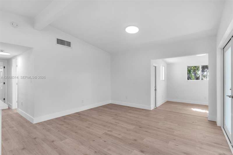 11445 SW 43rd Ter, Miami FL 33165