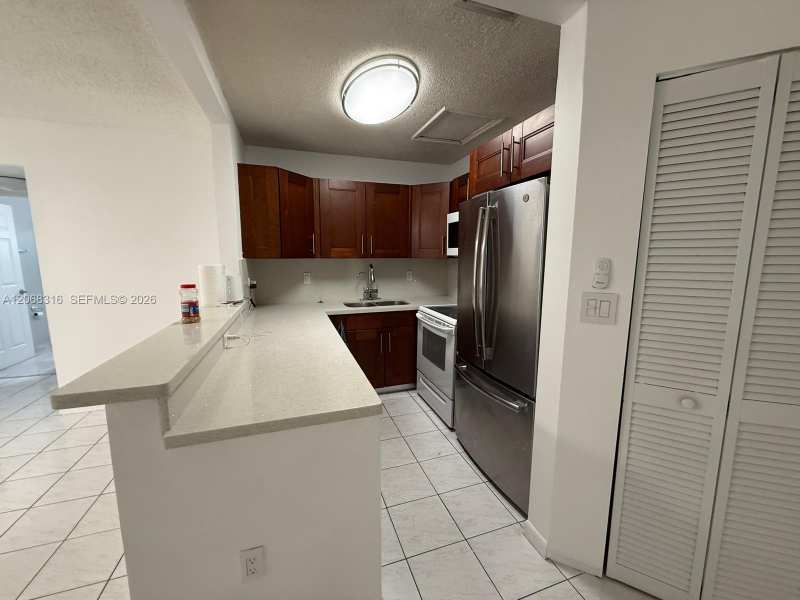 6540 W 26th Dr # 60, Hialeah FL 33016