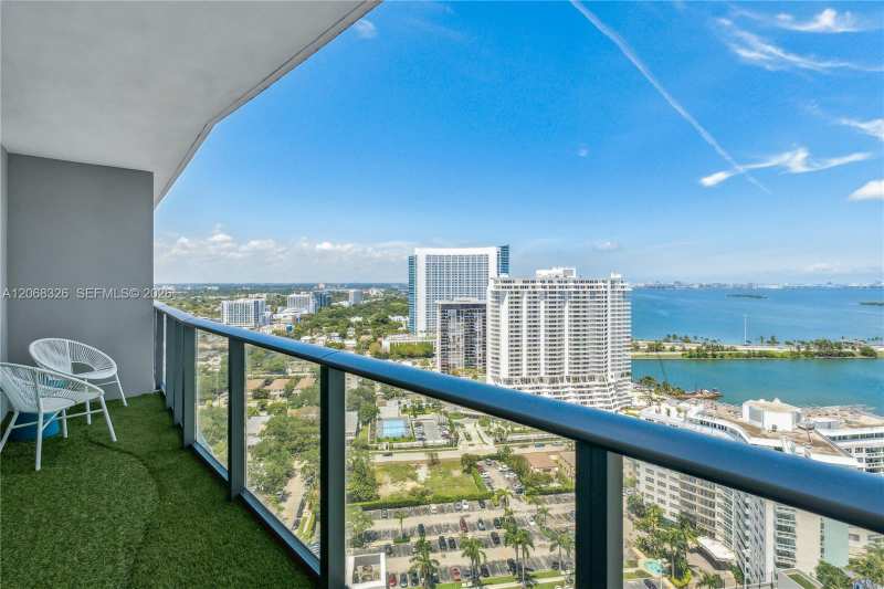 501 NE 31st St # 2503, Miami FL 33137