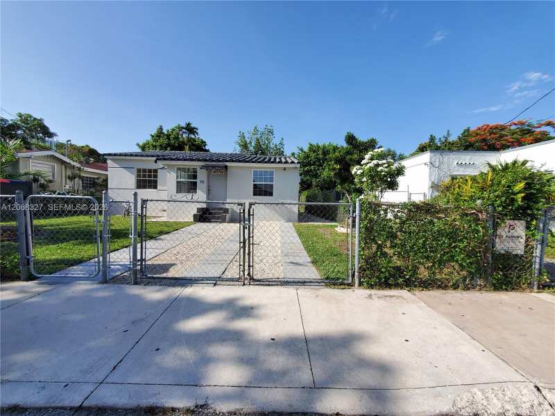 70 NW 33rd St, Miami FL 33127