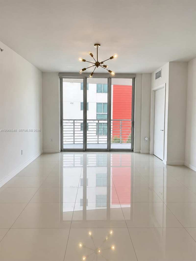 7875 NW 107th Ave # 605, Doral FL 33178