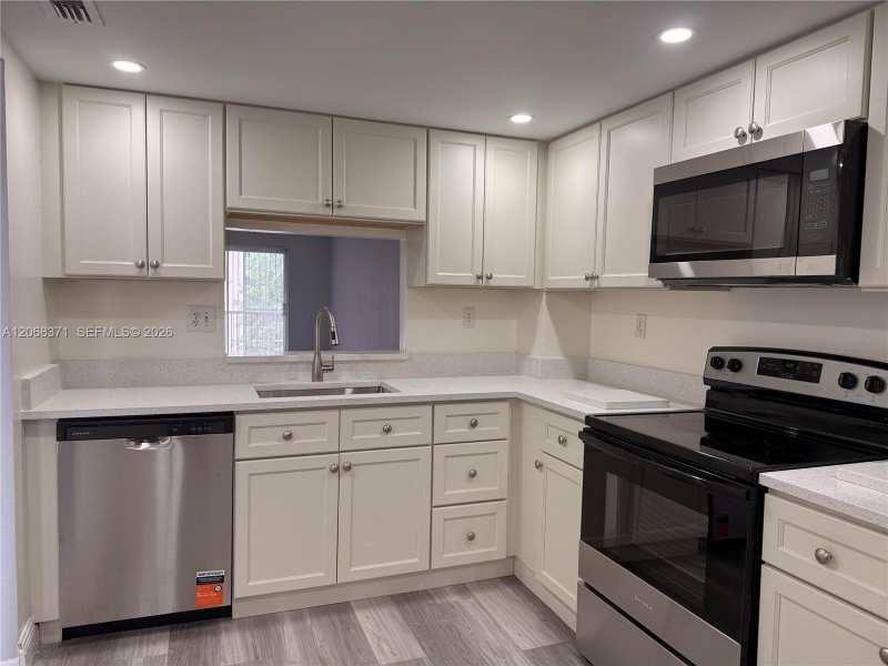 1200 NW 87th Ave # 413, Coral Springs FL 33071