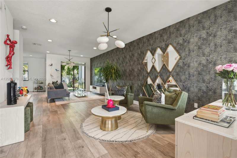 3545 NW 1st St, Pompano Beach FL 33069