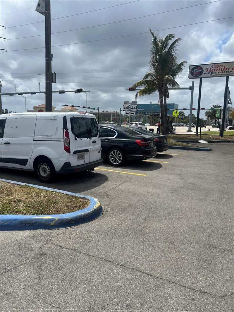 5939 HOLLYWOOD Boulevard, Hollywood FL 33021