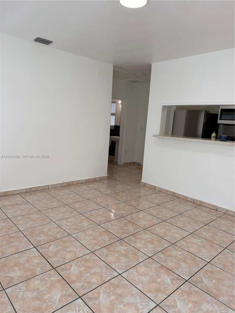 636 SW 8th Ave # 636, Miami FL 33130