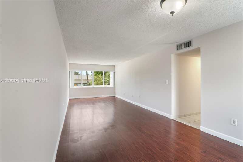 2690 SW 22nd Ave # 301, Miami FL 33133