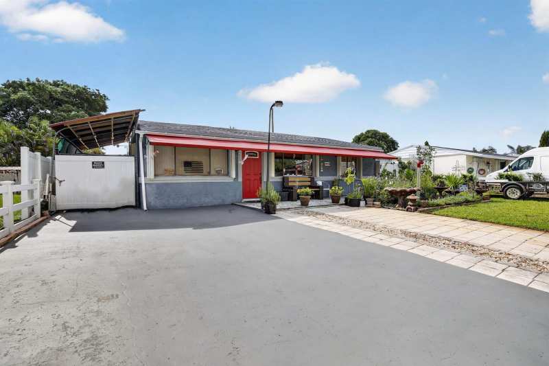 1660 SW 48TH Avenue, Fort Lauderdale FL 33317