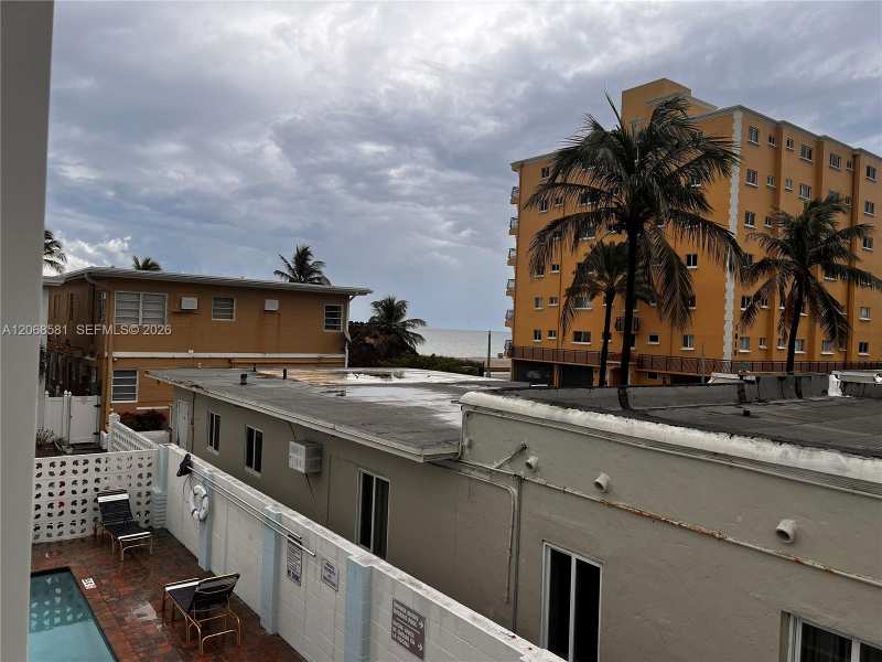 1901 N Surf Rd # 20, Hollywood FL 33019