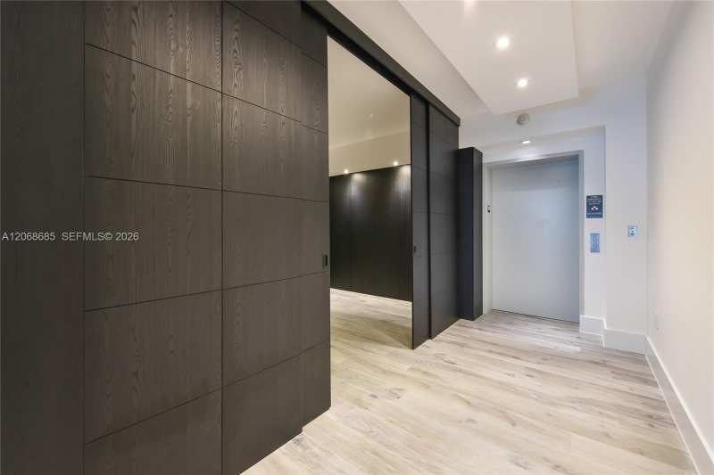 1010 Brickell Ave # 3905, Miami FL 33131