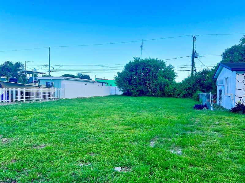 5226 Fletcher Street, Hollywood FL 33021
