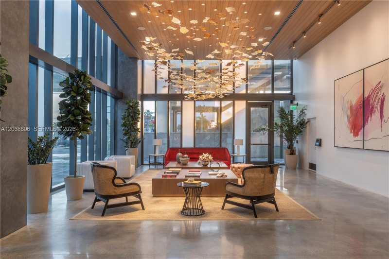 650 NE 2nd Ave # 4012, Miami FL 33132