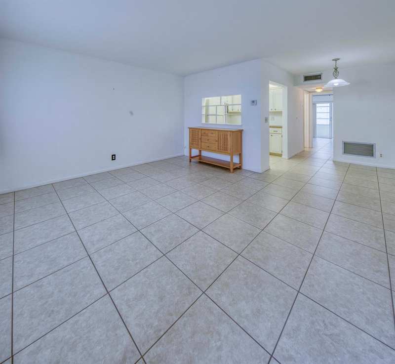 3240 LAKE OSBORNE Drive # 109, FL 33461