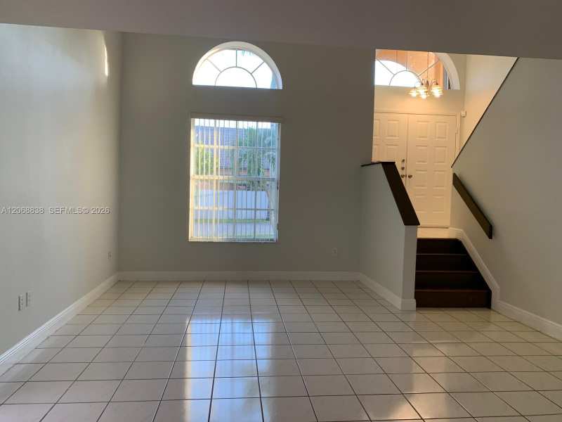 12447 NW 7th St, Miami FL 33182