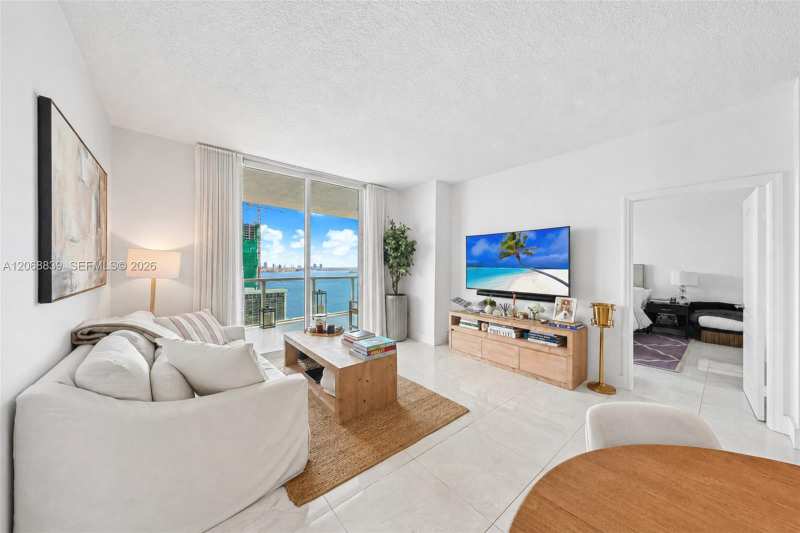 2101 Brickell Ave # 3202, Miami FL 33129
