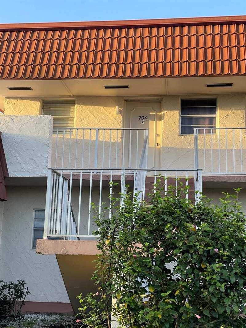 12011 Poinciana Boulevard S # 202, Royal Palm Beach FL 33411