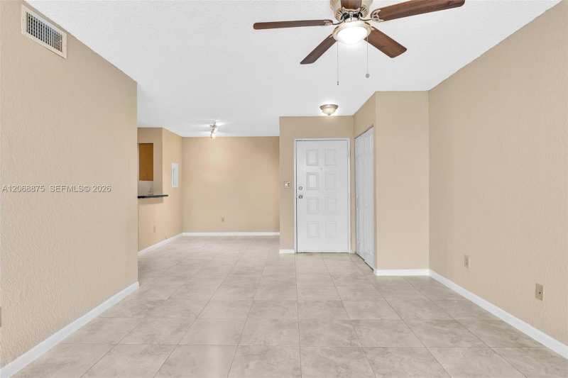 2880 N Oakland Forest Dr # 110, Oakland Park FL 33309