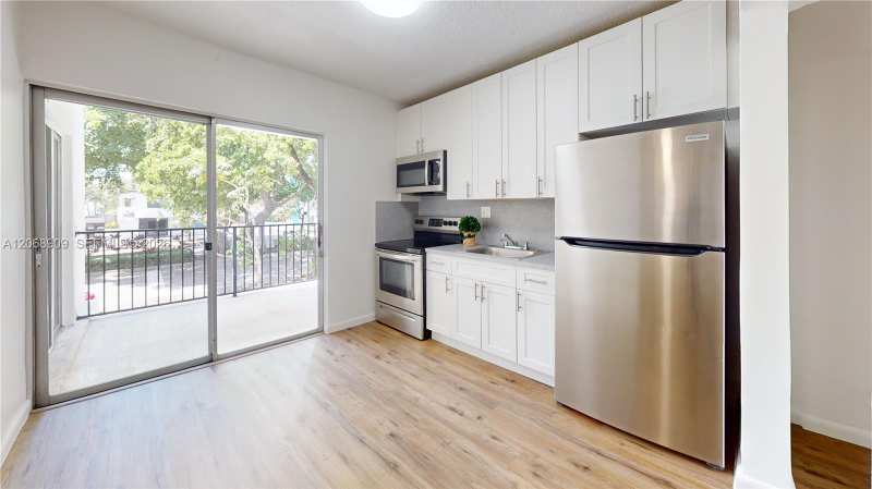 2463 Coral Way # 27, Miami FL 33145
