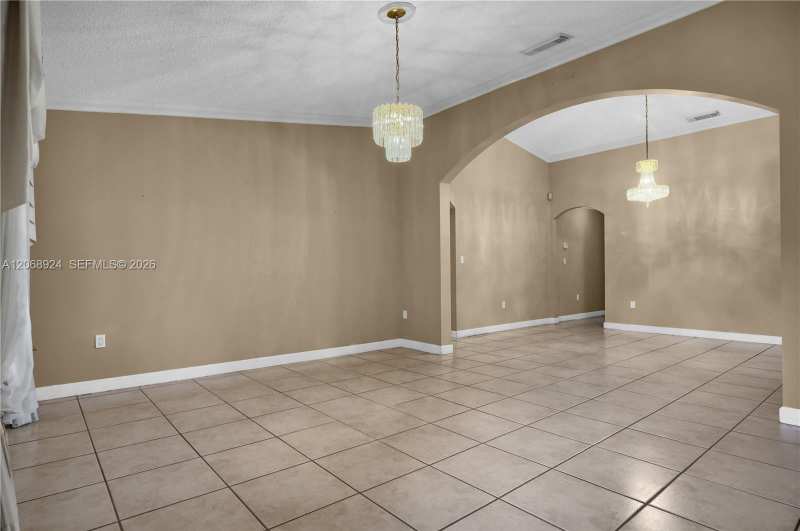 901 NW 128th Pl, Miami FL 33182